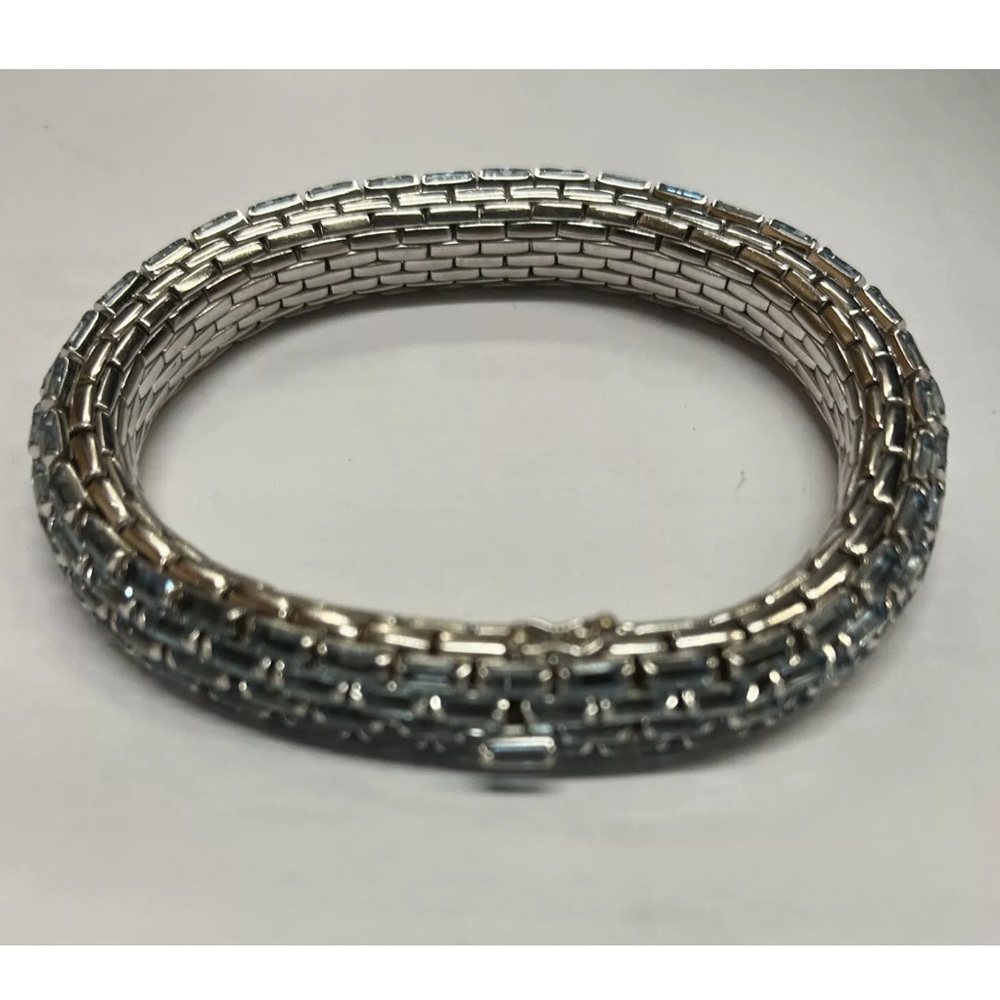 Gorgeous one-of-a-kind Estate 18k white Gold 175 Aquamarine Stone 7.5” Bracelet